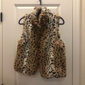 Leopard print vest